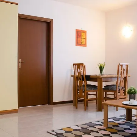 Joivy Beautiful 1 Bed Apt With Terrace And Parking Apartment